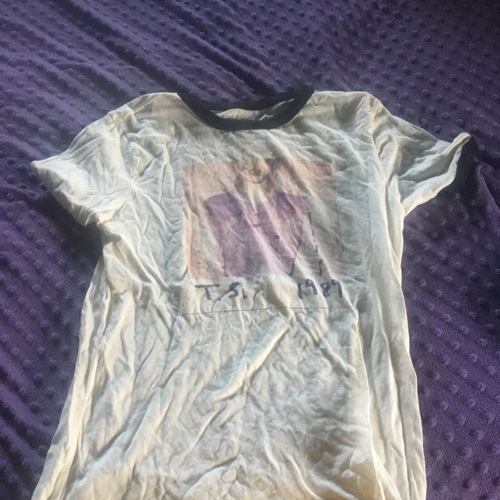 Taylor Swift 1989 Tour Shirt